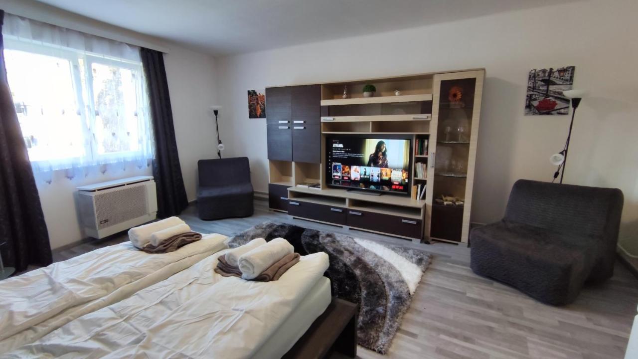 Freedom-Fehervar Apartman Székesfehérvár Εξωτερικό φωτογραφία